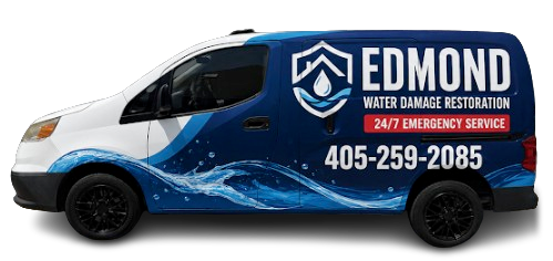 Water damage restoration service responding to a wet home in Edmond Oklahoma